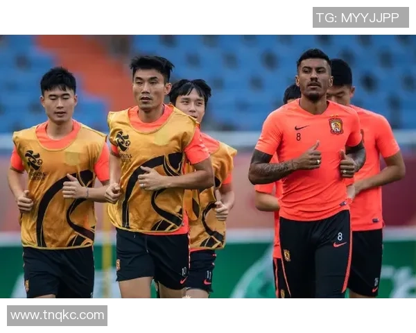 卢宁：幸亏其他队长不在我才干当队长；我也想能零封晋级